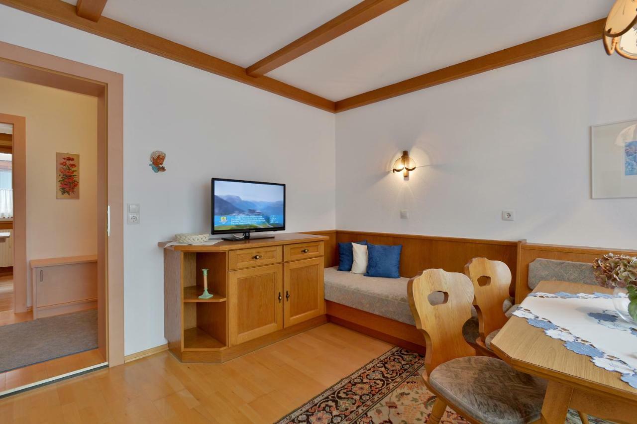Haus Dejakom Mayrhofen Esterno foto